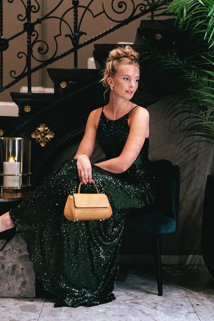 Unveiling Elegance: Her Styleguide Julebord