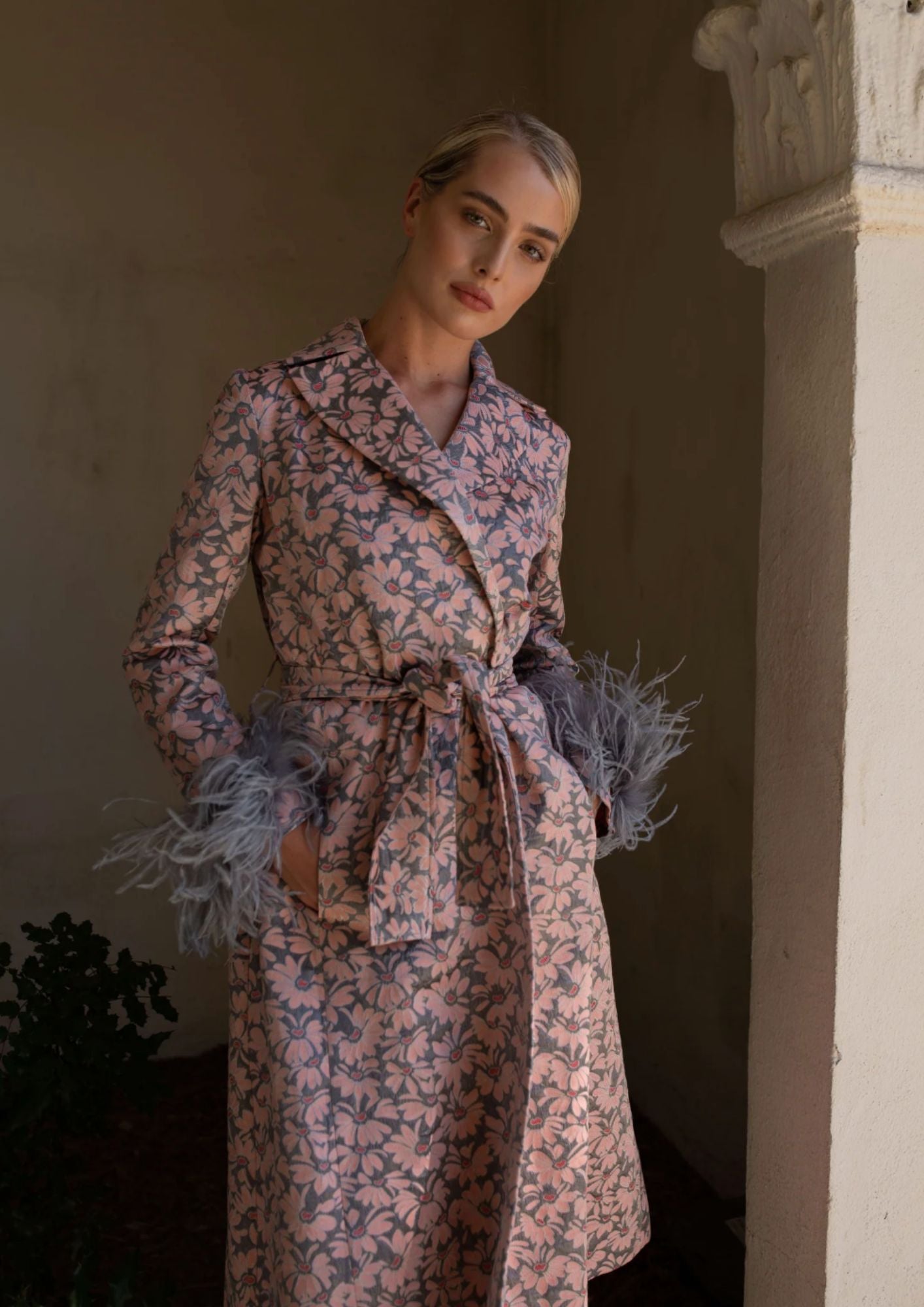 ANDREEVA - Grey Coat