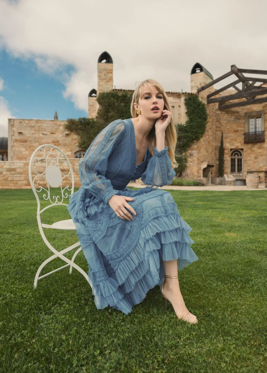 MAC DUGGAL - Blue Long Sleeve V-Neck Micro Ruffle Midi Dress