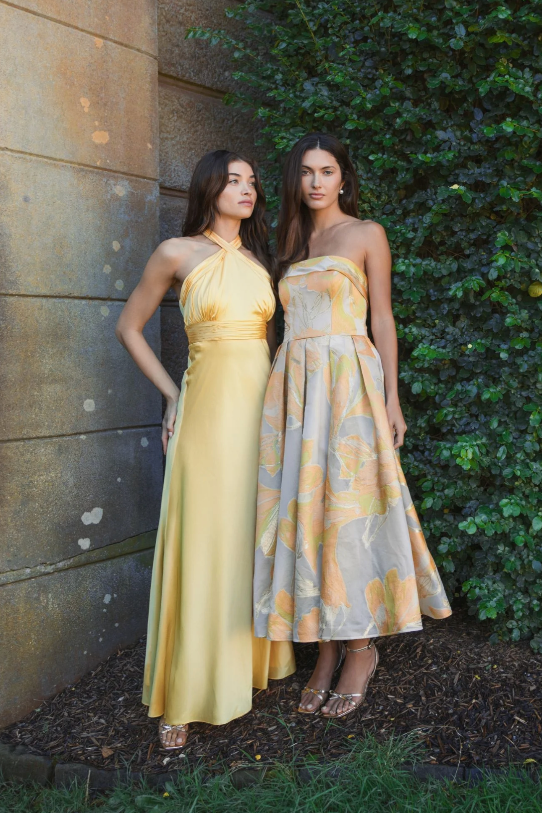 MAC DUGGAL - Yellow Ruched Halter Neck Tie Back Satin Gown